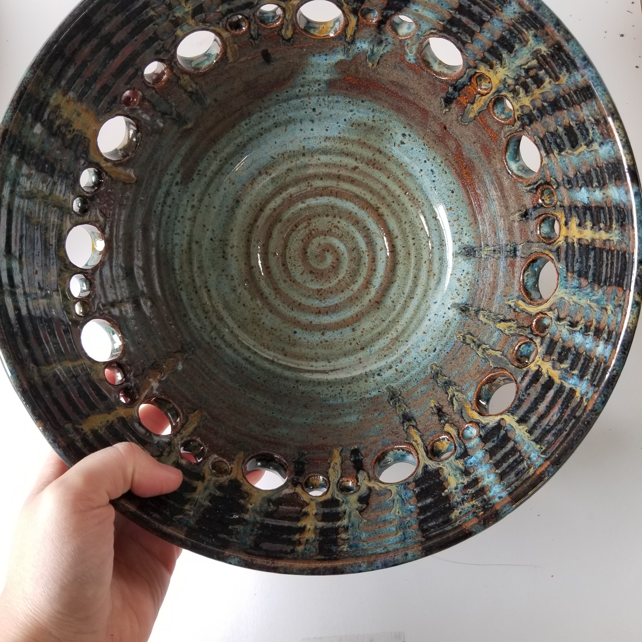 Spiral bowl, little j studio, handmade portland pottery