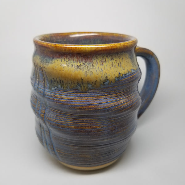 Blue curved ridge mug (16 oz)